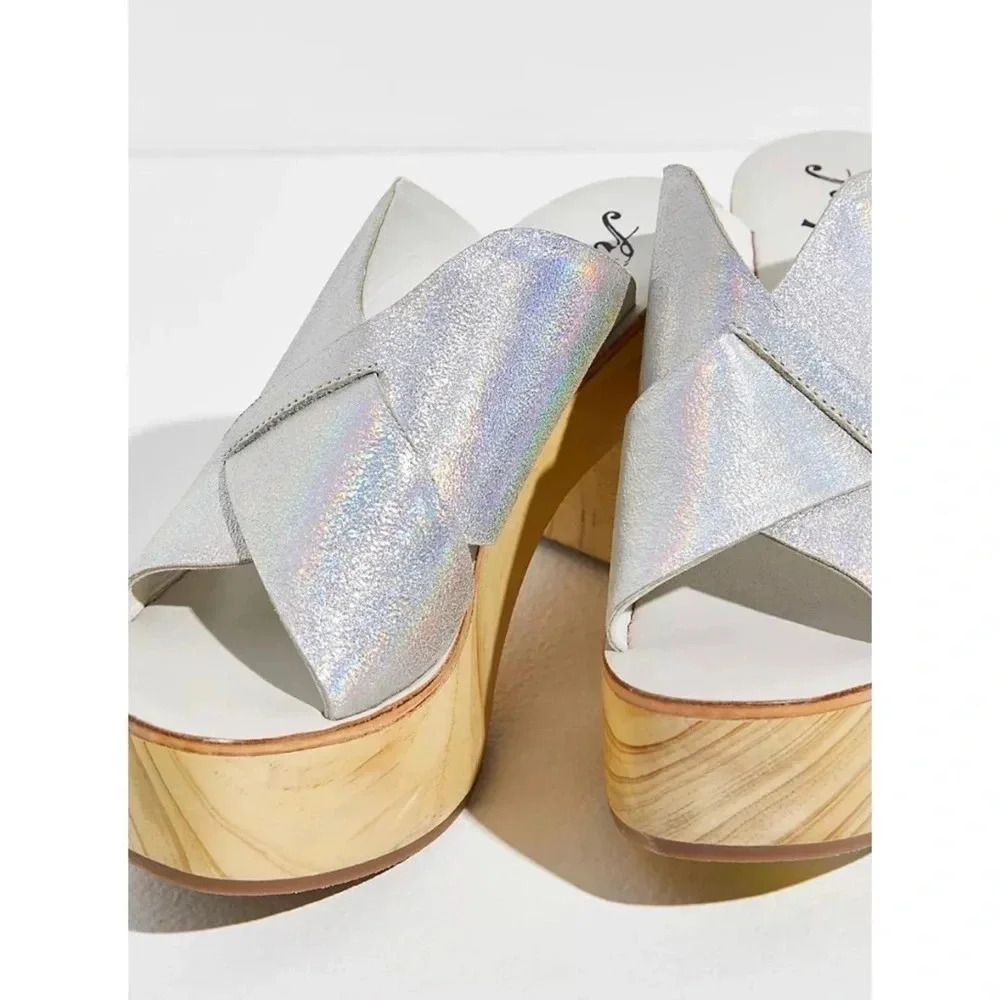 New Free People Kora Platform Sandals Wood Metallic Silver Size 8